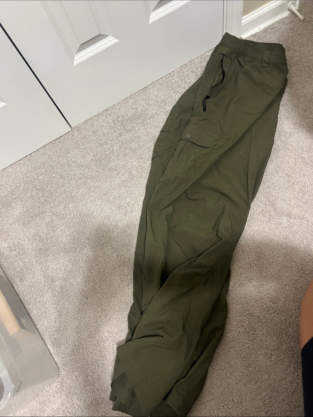 North Face Men's Olive Green Cargo Pants